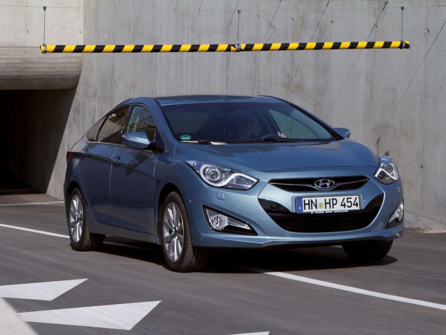  Hyundai i40 Sedan 2011 года  (фото 3 из 39)